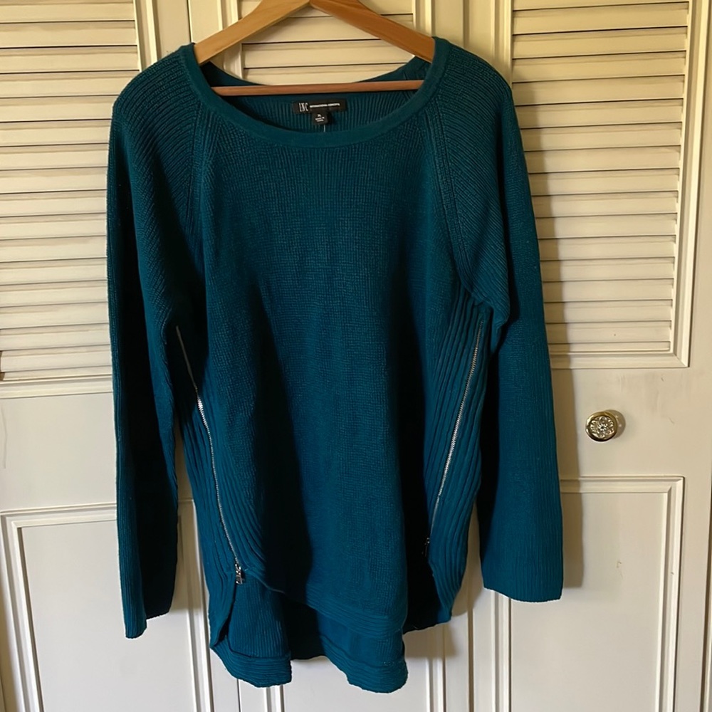 NWT INC Teal Sweater
